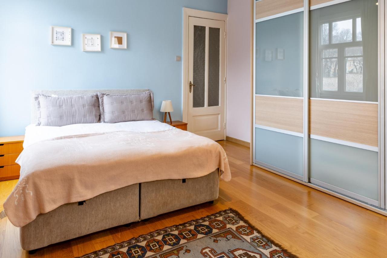 Ferienwohnung Flat With Balcony And Bosphorus View In Beyoglu Istanbul Exterior foto